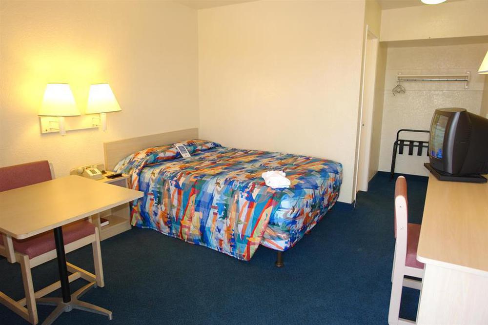 Motel 6-Youngtown, Az - Phoenix - Sun City 部屋 写真