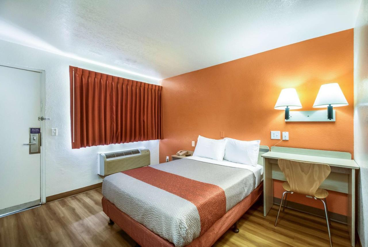 Motel 6-Youngtown, Az - Phoenix - Sun City エクステリア 写真