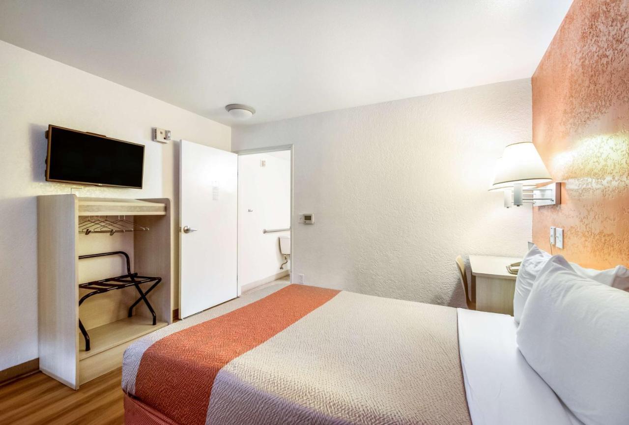 Motel 6-Youngtown, Az - Phoenix - Sun City エクステリア 写真