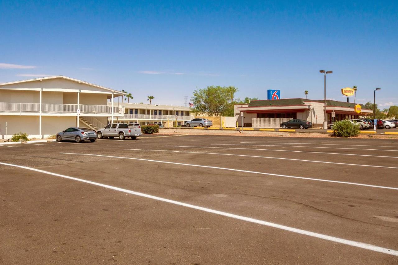 Motel 6-Youngtown, Az - Phoenix - Sun City エクステリア 写真